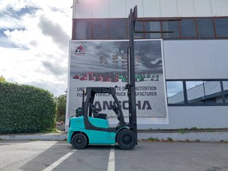 Четырехопорные погрузчики Hyster H3.00FT
