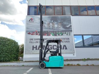 Трехопорные погрузчики Hyster J160XNT