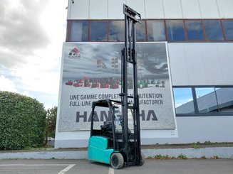 Трехопорные погрузчики Hyster J160XNT