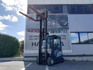 Четырехопорные погрузчики Yale ERP30VL