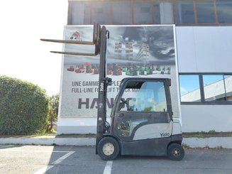 Четырехопорные погрузчики Yale ERP30VL