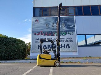 Трехопорные погрузчики Yale ERP18VTL