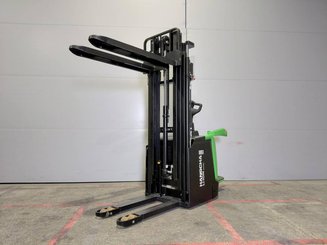 Штабелер с откидной платформой Hangcha CDD16-XT1S-SI