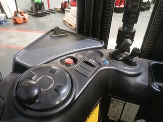 Штабелеры с платформой для оператора Caterpillar NSR16N