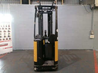 Штабелеры с платформой для оператора Caterpillar NSR16N