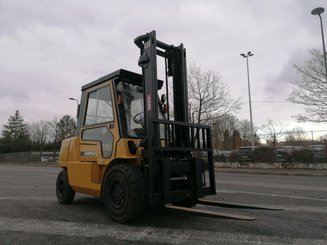 Четырехопорные погрузчики Caterpillar GP40K - 1