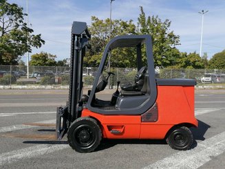 Четырехопорные погрузчики Fenwick E40P - 6