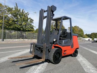 Четырехопорные погрузчики Fenwick E40P - 1