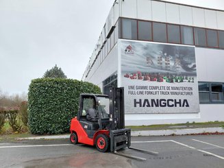 Четырехопорные погрузчики Hangcha XF25G