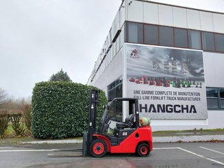 Четырехопорные погрузчики Hangcha XF25G