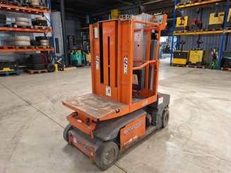 Строительный подъёмник с вертикальной мачтой JLG TOUCAN DUO