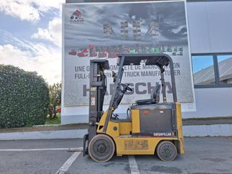 Четырехопорные погрузчики Caterpillar EC25N