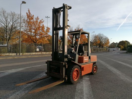 Четырехопорные погрузчики Nissan EGH02A30U - 1