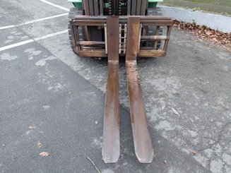 Четырехопорные погрузчики Mitsubishi FD50N - 7