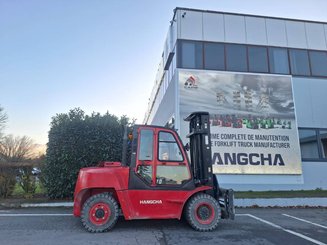 Четырехопорные погрузчики Hangcha XF70D