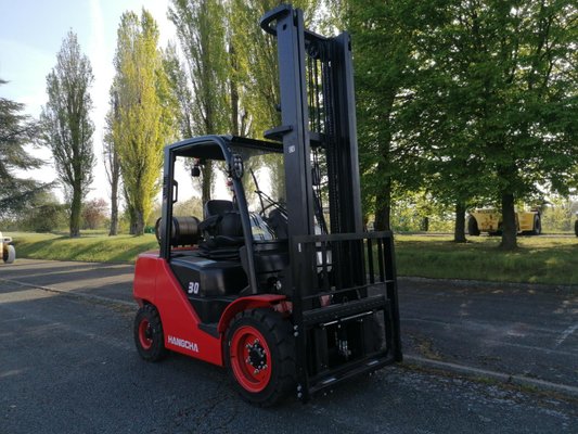 Четырехопорные погрузчики Hangcha XF30G - 1