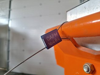 Строительный подъёмник с вертикальной мачтой JLG TOUCAN DUO