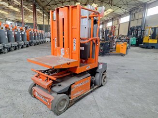 Строительный подъёмник с вертикальной мачтой JLG TOUCAN DUO