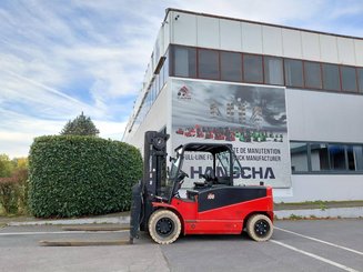 Четырехопорные погрузчики Hangcha J4W100