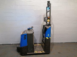Промышленный тягач Crown TC3000 - 1