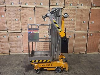 Строительный подъёмник с вертикальной мачтой Haulotte Quick UP 8DC