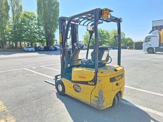 Электрический погрузчик Yale ERP16VT SWB
