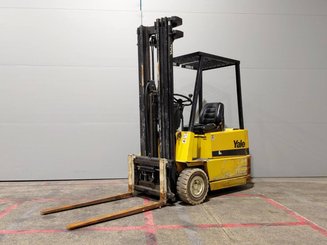 Электрический погрузчик Yale ERP15RCF