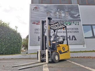 Электрический погрузчик Yale ERP15VC