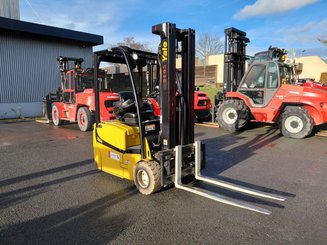 Электрический погрузчик Yale ERP16VT