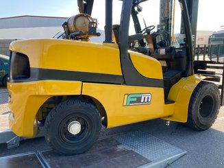 Четырехопорные погрузчики Yale GLP55VX