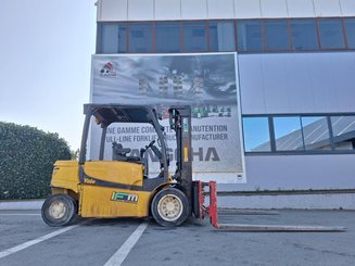 Электрический погрузчик Yale ERP50VM