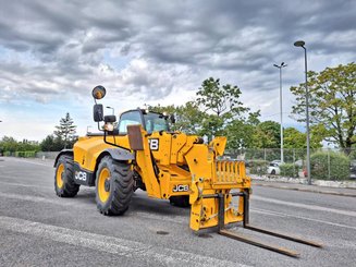 Телескопический погрузчик JCB 540 180 HiViz