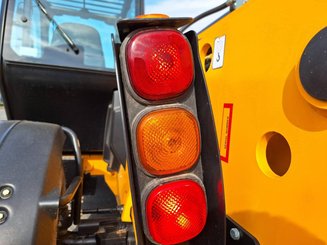 Телескопический погрузчик JCB 540 180 HiViz
