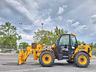 Телескопический погрузчик JCB 540 180 HiViz
