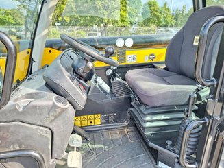 Телескопический погрузчик JCB 540 180 HiViz - 16