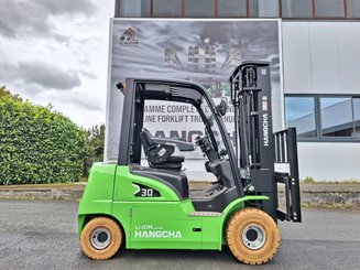 Четырехопорные погрузчики Hangcha XC30i