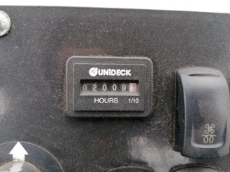 Буксировочного тягача Charlatte T135