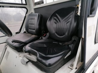 Буксировочного тягача Charlatte T135