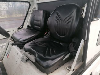Буксировочного тягача Charlatte T135