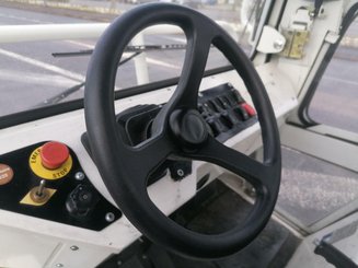 Буксировочного тягача Charlatte T135