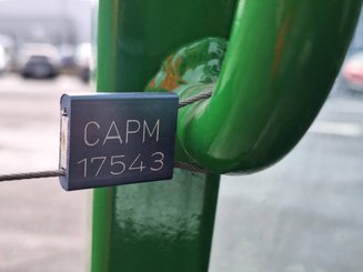 Четырехходовый вилочный погрузчик Combilift CBE2500