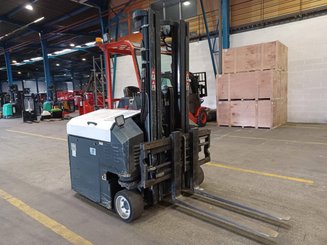 Четырехходовый вилочный погрузчик AMLIFT AGILIFT 3000E - 3