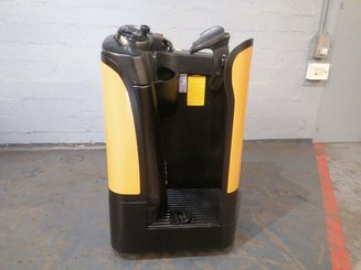 Четырехопорные погрузчики Caterpillar NPR20N