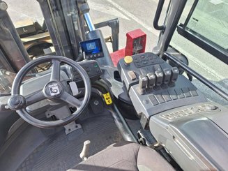 Четырехопорные погрузчики Kalmar DCG160-12