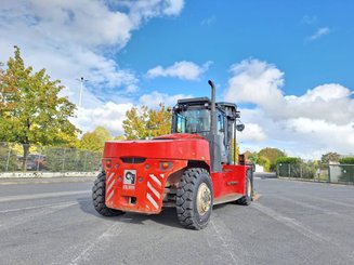 Четырехопорные погрузчики Kalmar DCG160-12