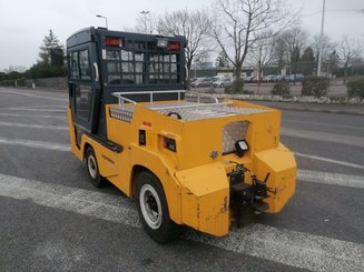 Буксировочного тягача Jungheinrich EZS 6250