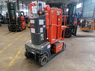 Строительный подъёмник с вертикальной мачтой JLG TOUCAN DUO - 1