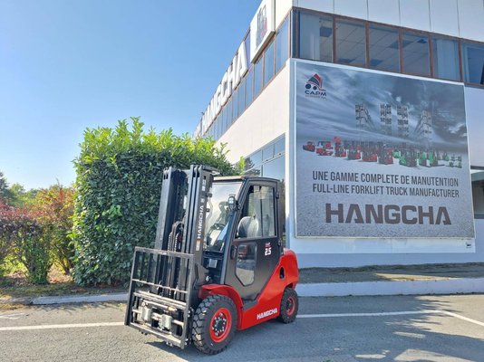 Четырехопорные погрузчики Hangcha XF25D - 1