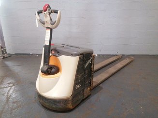 Гидростатический Crown WP3020