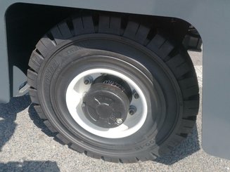 Боковой погрузчик AMLIFT C5000-14 AMLAT